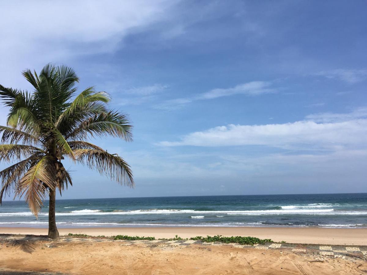 Chale Em Frente A Praia Сальвадор Экстерьер фото